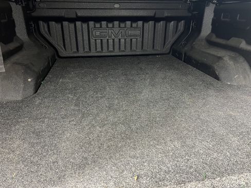 Used 2024 GMC Canyon AT4 w/ AT4 Premium Package image 22