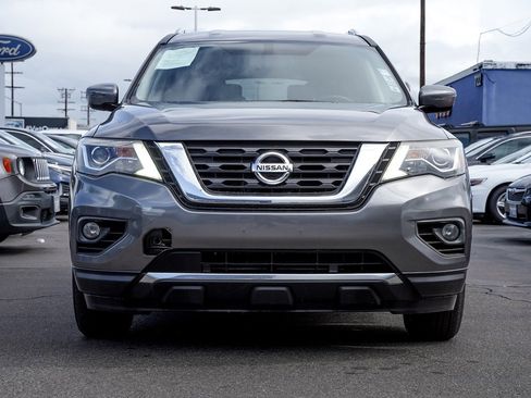 Used 2019 Nissan Pathfinder SV image 4