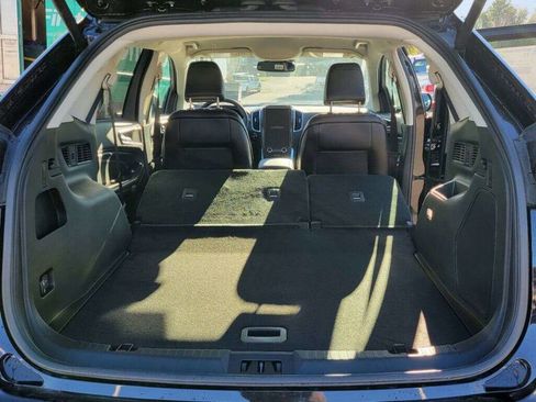 New 2024 Ford Edge Titanium w/ Equipment Group 301A image 16