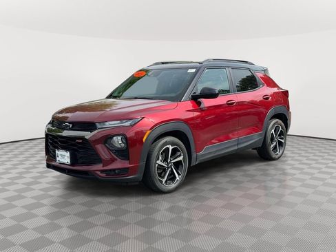 Used 2023 Chevrolet TrailBlazer RS FWD image 3