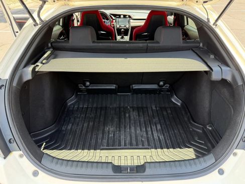 Used 2018 Honda Civic Type R image 23