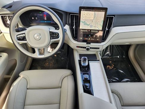 New 2026 Volvo XC60 B5 Ultra w/ Protection Package Premier image 15