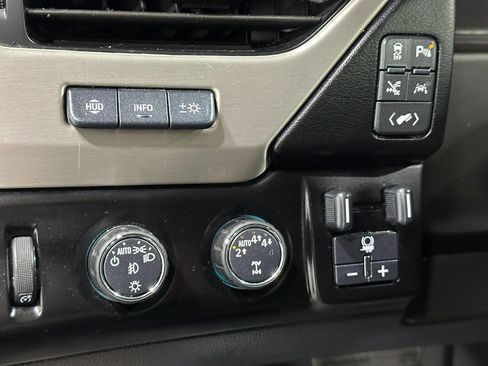 Used 2019 GMC Yukon Denali image 24
