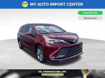 Used 2021 Toyota Sienna Platinum