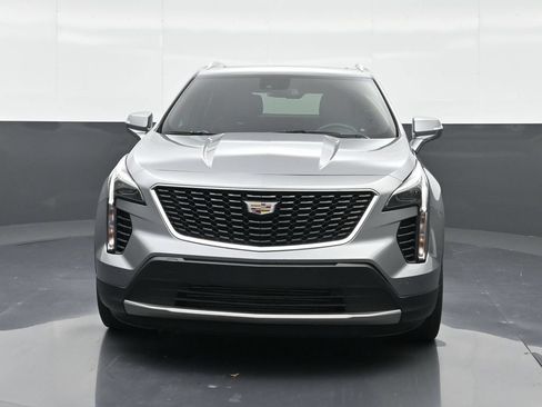 Certified 2023 Cadillac XT4 Premium Luxury FWD image 6