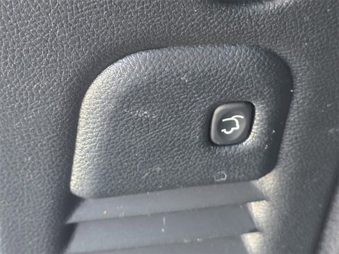 Used 2022 Dodge Durango GT w/ Blacktop Package image 12