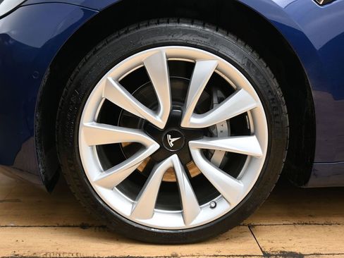 Used 2017 Tesla Model 3 Long Range image 10