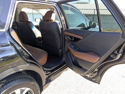 Used 2020 Subaru Outback Touring w/ Popular Package #2 image 38