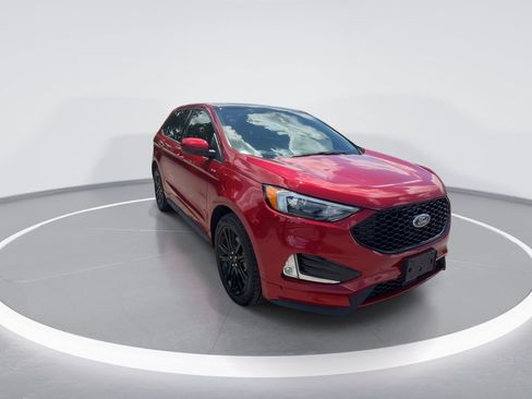 Used 2022 Ford Edge ST-Line w/ Class II Trailer Tow Package AWD/4WD image 2