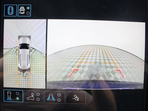 New 2026 GMC Acadia Denali image 5