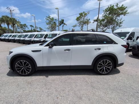 Used 2025 MAZDA CX-70 Plug-In Hybrid w/ Premium Plus AWD/4WD image 8