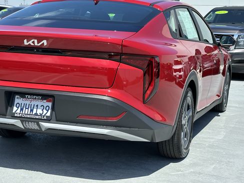 Used 2025 Kia K4 LXS image 7