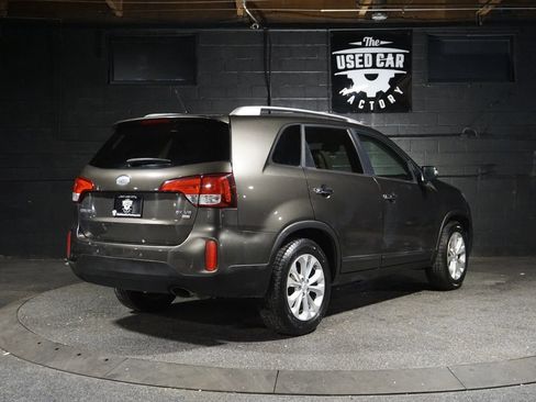 Used 2014 Kia Sorento EX image 6