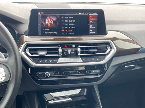 Used 2023 BMW X3 xDrive30i image 9