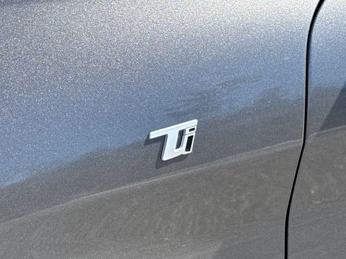 Used 2024 Alfa Romeo Giulia Ti image 11