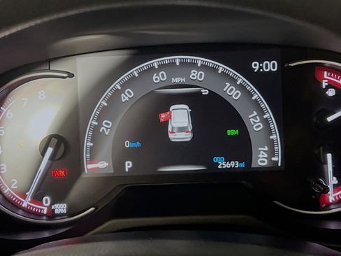 Used 2025 Toyota RAV4 XLE image 22