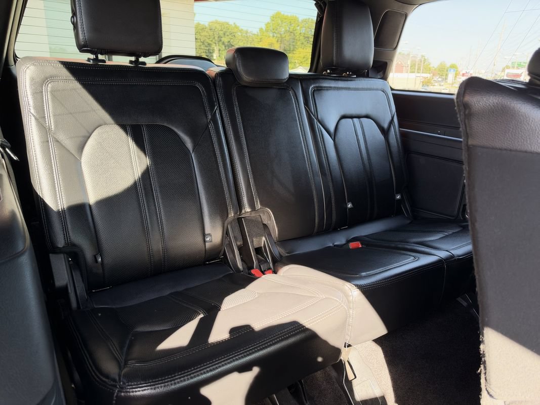 Used 2019 Ford Expedition Limited w/ Driver Assistance Package RWD image 16