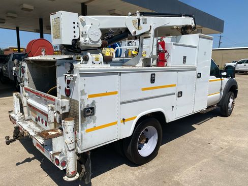 Used 2011 Ford F550 2WD Regular Cab Super Duty w/ Payload Upgrade Pkg image 3