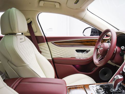 New 2026 Bentley Flying Spur Plug-In Hybrid AWD/4WD image 47