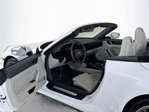 Used 2021 Porsche 911 Carrera S RWD image 12