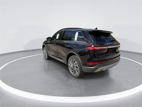 New 2026 Lincoln Corsair Reserve image 6