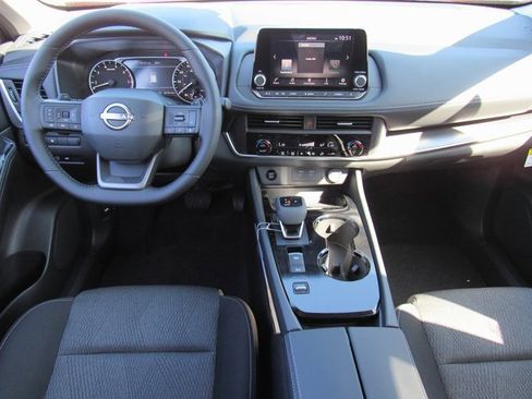 New 2026 Nissan Rogue SV image 9