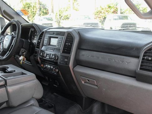 Used 2018 Ford F350 XL w/ Power Equipment Group image 29