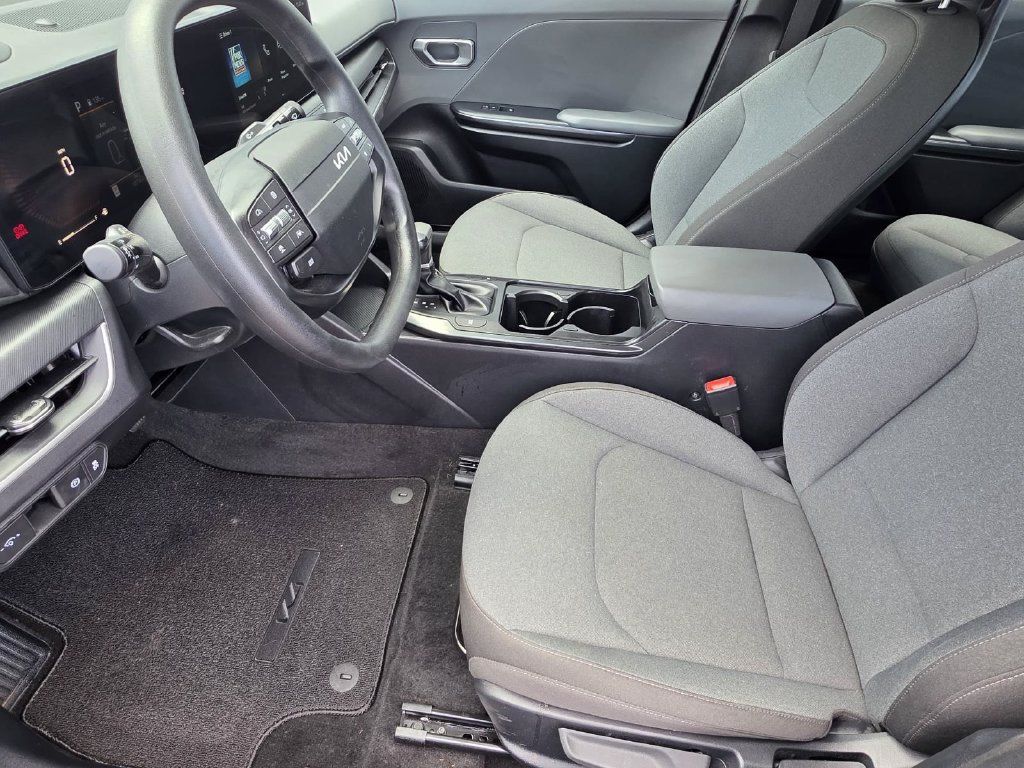 Used 2025 Kia K4 FWD image 6