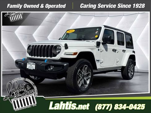 Used 2024 Jeep Wrangler Unlimited w/ Convenience Group image 1