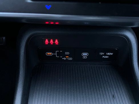 Used 2025 Hyundai Kona SEL image 26