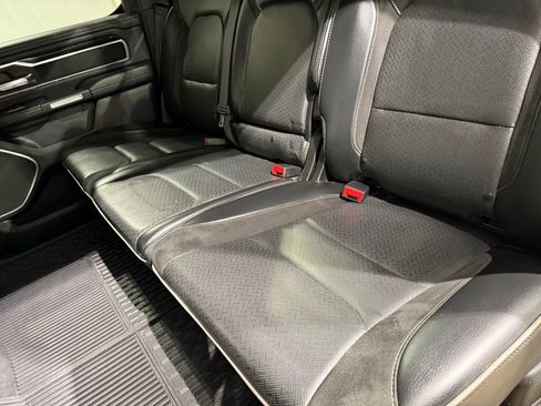 Used 2019 RAM 1500 Laramie image 17