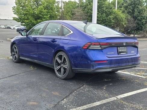 Used 2024 Honda Accord Sport image 5