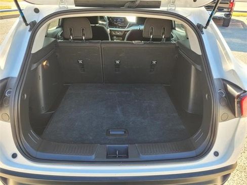 Certified 2025 Chevrolet Trax LS image 11
