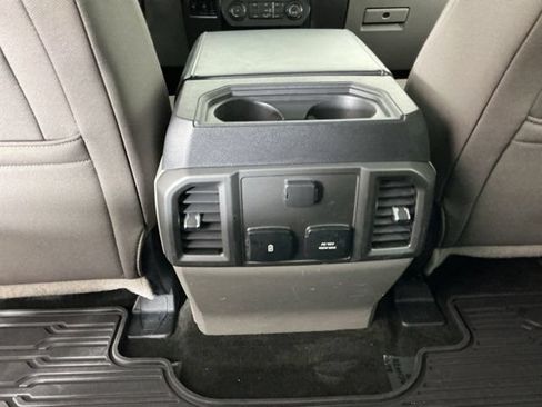 Used 2017 Ford F350 XLT w/ XLT Premium Package AWD/4WD image 24
