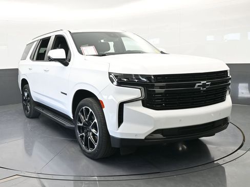 Used 2023 Chevrolet Tahoe RST w/ Sport Performance Package image 9