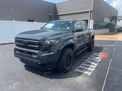 Used 2025 Toyota Tacoma SR5