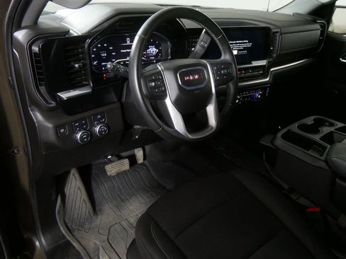 Used 2024 GMC Sierra 1500 Elevation AWD/4WD image 11