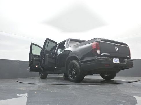 Used 2018 Honda Ridgeline Black Edition image 46