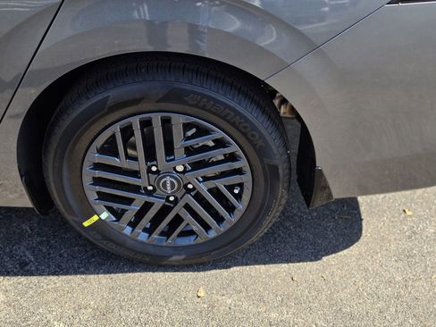 New 2026 Nissan Sentra SV w/ Floor Mat Package FWD image 9