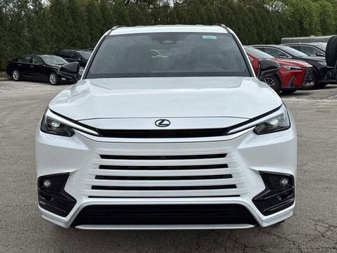 New 2026 Lexus TX 500h AWD image 2