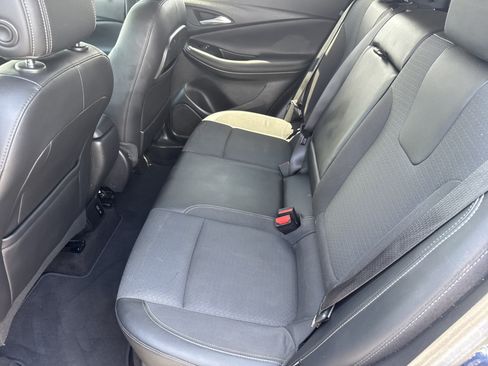 Used 2022 Buick Encore GX Select FWD image 11