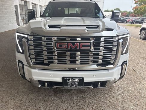 Certified 2025 GMC Sierra 2500 Denali w/ Denali Reserve Package AWD/4WD image 32
