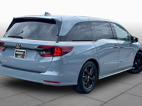 Used 2024 Honda Odyssey Sport image 13