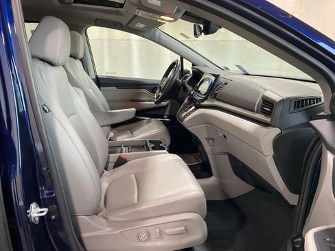 Used 2023 Honda Odyssey EX-L image 12