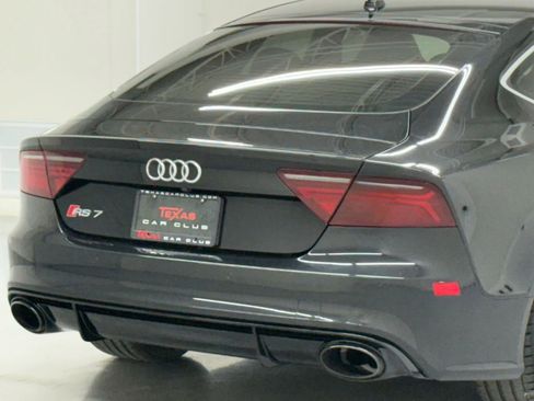 Used 2016 Audi RS 7 Prestige w/ RS 7 Dynamic Package image 13