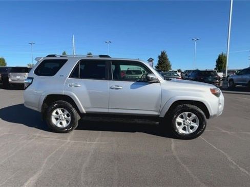 Used 2024 Toyota 4Runner SR5 image 44