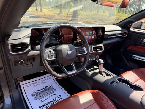 Used 2024 Ford Mustang Premium image 22