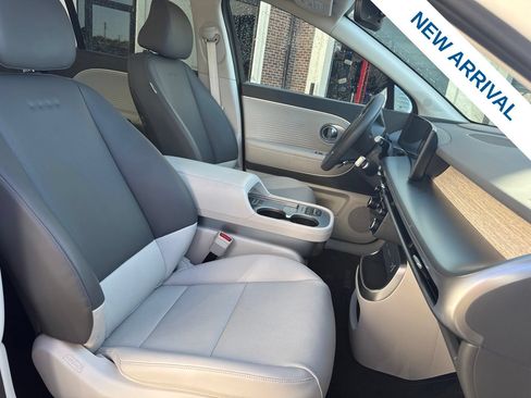 Used 2026 Hyundai Ioniq 9 SEL AWD/4WD image 9