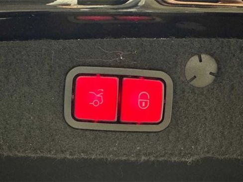 Used 2020 Mercedes-Benz C 300 Sedan image 35