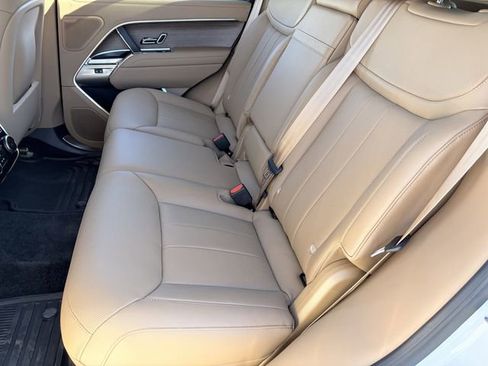 New 2026 Land Rover Range Rover SE image 17